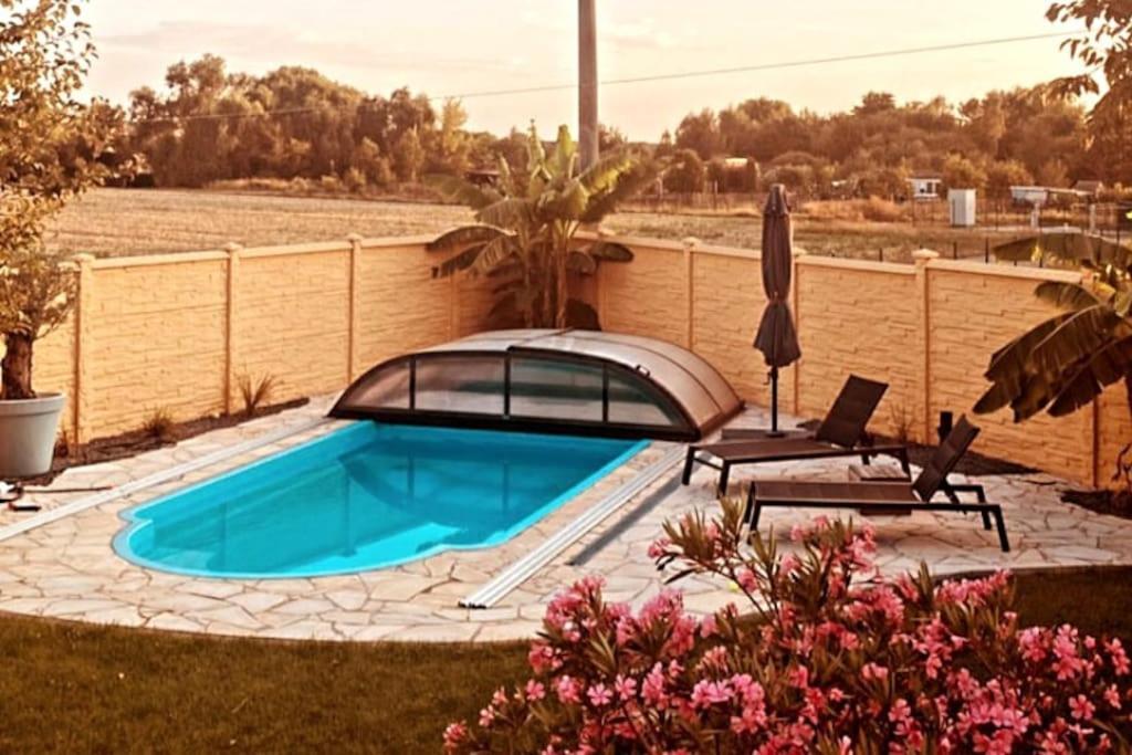 Pool, Sauna Und Blick Ins Gruene Wittenberg Экстерьер фото